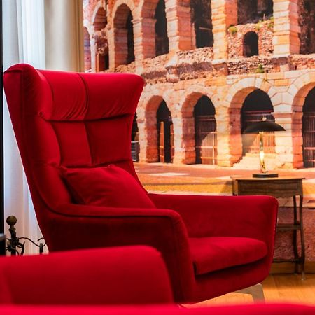 Апартаменты Palazzo Ristori Верона Экстерьер фото